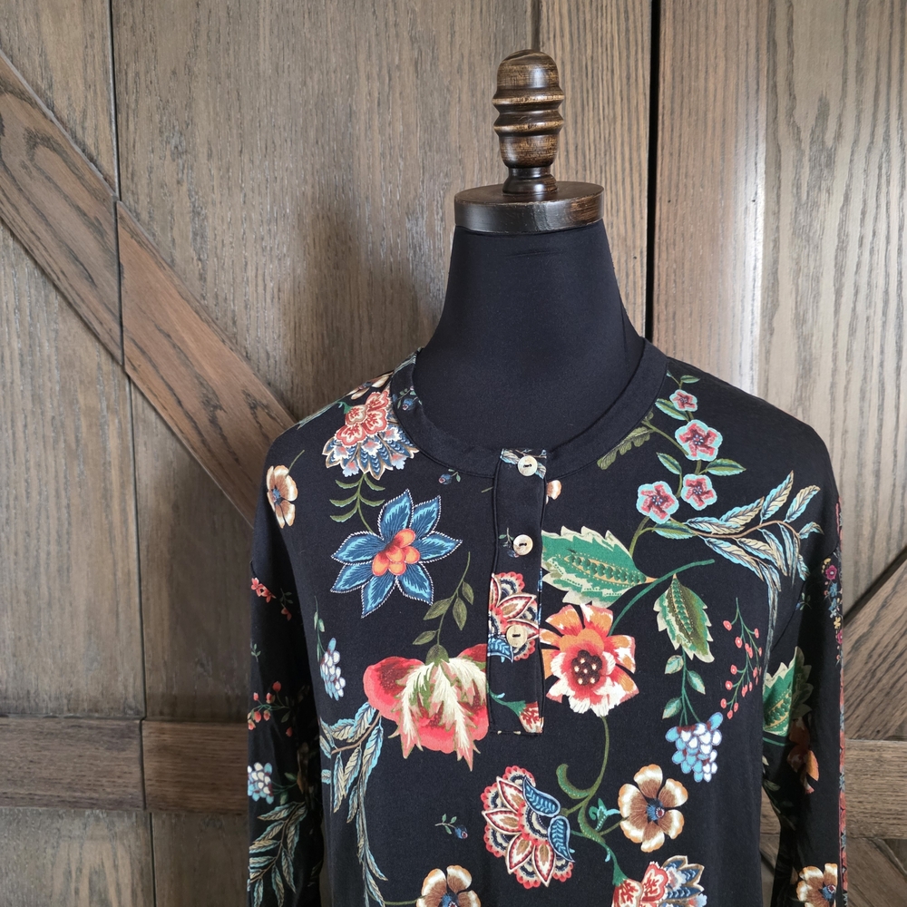 Johnny Was Floral Jersey Henley - Picture 2 of 4